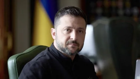 Zelenski: Rusiya və Belarusdan başqa hər yerdə görüşə hazırıq