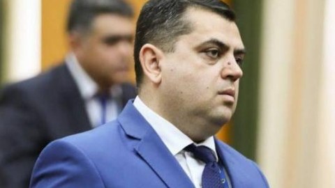 Daha bir mətbuat katibi medalla təltif olunub