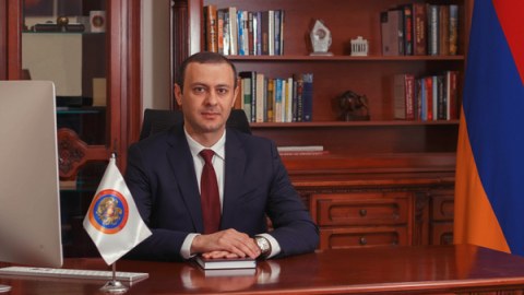 Ermənistan Avropa müşahidəçilərinin&nbsp;sərhəddə qalmasını istəyir