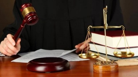 Tütün qaçaqmalçılığı məhkəməsində gözlənilməz QƏRAR