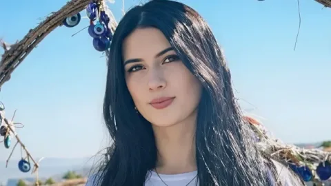 &ldquo;İdrak&rdquo; Liseyində güllələnmiş müəllim&nbsp;evə buraxılıb