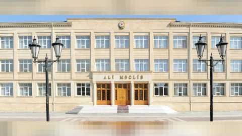 Ali Məclisin deputatlarının köməkçiləri olacaq