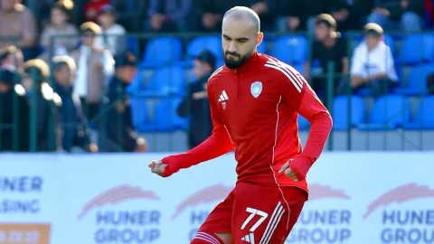 Gəncədə bıçaqlanan futbolçu xəstəxanadan evə buraxıldı