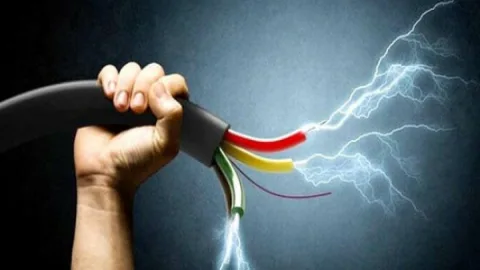 Goranboyda yeniyetməni elektrik cərəyanı vurub