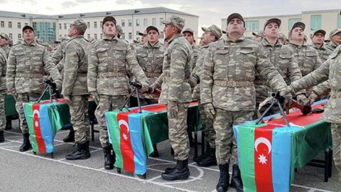 Hərbçilərin tərxis olunması ilə bağlı qanun&nbsp;dəyişir