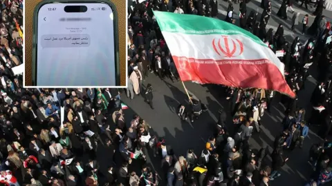 İranda naməlum mənbədən kütləvi SMS göndərilib