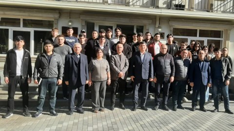 GDU rəhbərliyi&nbsp;tələbələri ilə&nbsp;"Tələbə evi"ndə bir araya gəldi