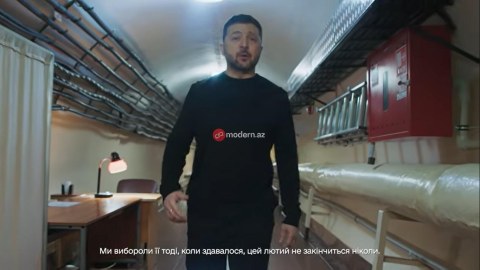 Zelenski 2 il boyunca gizləndiyi bunkeri göstərdi - VİDEO