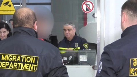 Gürcüstan Azərbaycan vətəndaşlarını deportasiya etdi