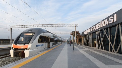 ADY bayramqabağı&nbsp;əlavə qatar reysləri təyin edir