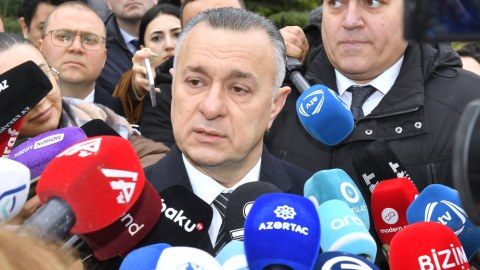 Təmirə ehtiyacı olan tibb müəssisələri siyahıya alınıb - Nazir