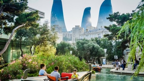 Azərbaycanda turistlərin xərcləri 74% artıb&nbsp;