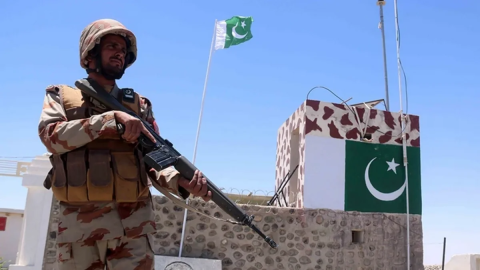 Pakistan&ndash;Əfqanıstan gərginliyi: &ldquo;Açıq müharibə&rdquo; bəyanatı&nbsp;
