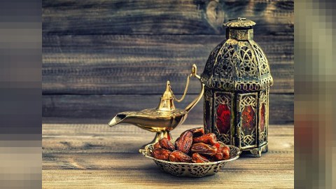 Ramazanın 10-cu gününün duası - İmsak və iftar vaxtları