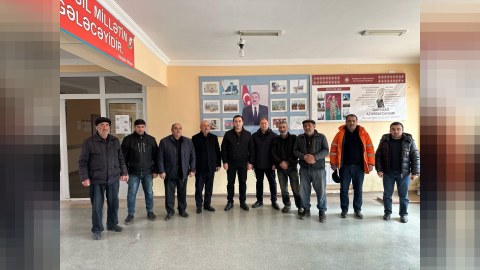 Mahir Süleymanlı seçicilərilə bir araya gəldi
