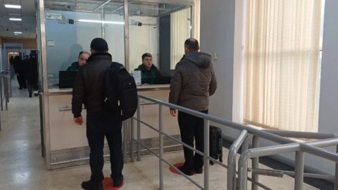 Çin vətəndaşları İrandan Azərbaycana təxliyə olunur
