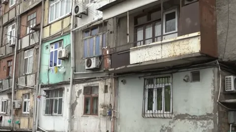 Sumqayıtda "ölüm növbəsi" gözləyən bina