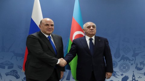 Əli Əsədov&nbsp;Mişustinə zəng etdi