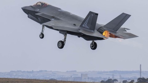 İsrail F-35-i Tehran üzərində İran qırıcısını&nbsp;vurdu