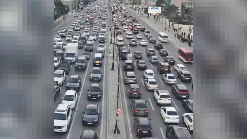 Paytaxtda sıxlıq olan küçələrin SİYAHISI