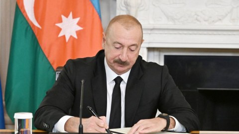 Prezident investisiyaların dövlət tərəfindən alınmasını&nbsp;təsdiqlədi
