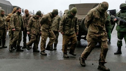 Rusiya Ukrayna ilə 200 əsiri dəyişdi