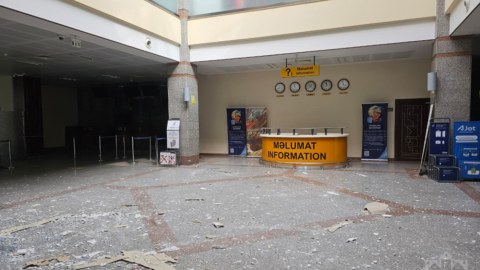 Dron hücumunda xəsarət alanlardan üçü evə buraxıldı