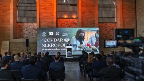 "Çovdar nekropolu" kitabı ictimaiyyətə təqdim edildi - FOTO