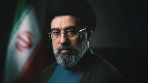 İranın Ali Lideri kimi yenə onun adı ÇƏKİLİR