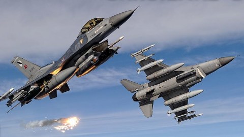 Türkiyə Şimali Kiprə qırıcı təyyarələr yerləşdirdi