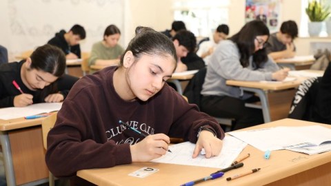 Buraxılış imtahanının düzgün cavabları AÇIQLANDI
