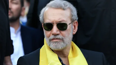İran Trampı təhdid etdi: "Ehtiyatlı ol!"