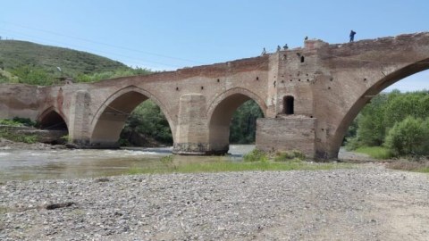 Qırmızı Körpüyə yol çəkilməyəcək