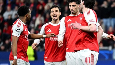 "Arsenal" son dəqiqələrdə məğlubiyyətdən xilas oldu&nbsp;&nbsp;