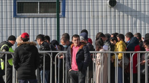 108 əcnəbi Azərbaycandan çıxarıldı
