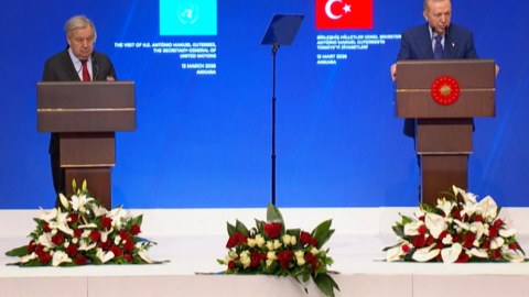 Baş katibə Atatürk mükafatı verildi