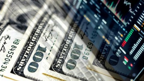 Dolların məzənnəsi üçün tarixi rekord yeniləndi