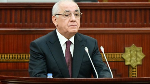 Baş nazir bu gün hesabat verəcək