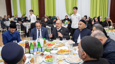Salyanda iftar süfrəsi təşkil olunub - FOTOLAR
