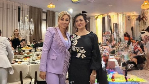 Akopyan rəfiqəsinin&nbsp;nazir olmasını Paşinyandan xahiş edib