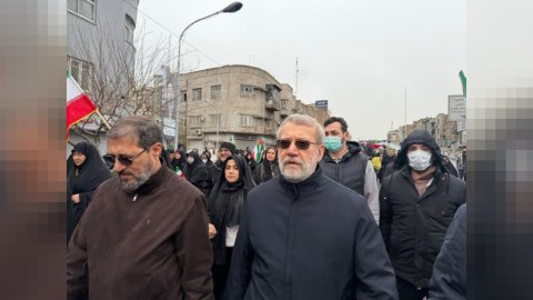 Laricani Trampa çağırış etdi