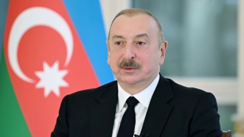 Prezident hava limanları ilə bağlı sənədi TƏSDİQLƏDİ