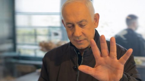 Netanyahu video paylaşdı, sağ olduğunu sübut etdi