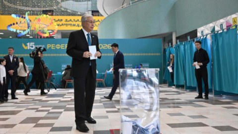 Konstitusiyalarını&nbsp;dəyişdilər: vitse-prezident postu təsis edildi