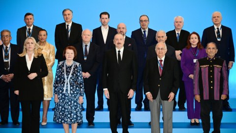 Keçid dönəminin sərt həqiqətləri: köhnə qaydalar dağılıb, yeni qaydalar isə&hellip;