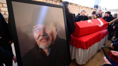 İlber Ortaylı son mənzilə yola salındı&nbsp;- VİDEO