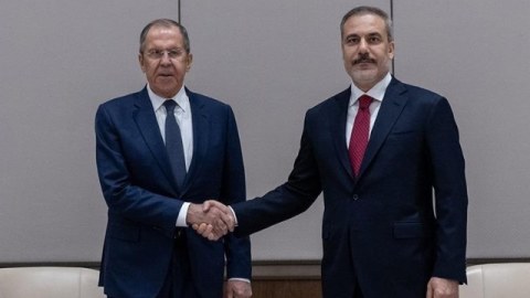 Fidanla Lavrov regiondakı müharibəni müzakirə etdilər