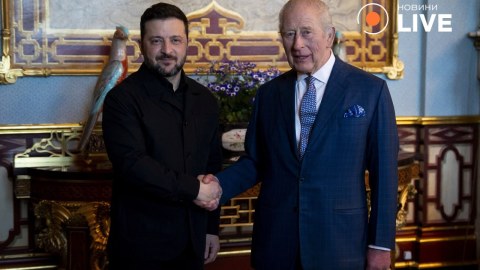 Zelenski Londonda kralla görüşdü