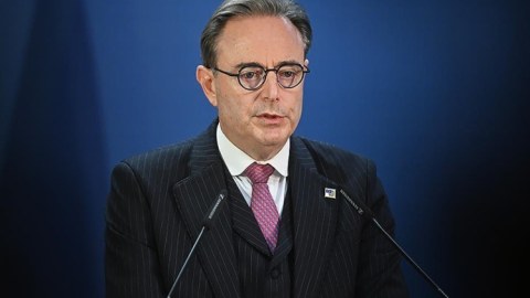 "İstefa verəcəyəm, amma" - Baş nazir