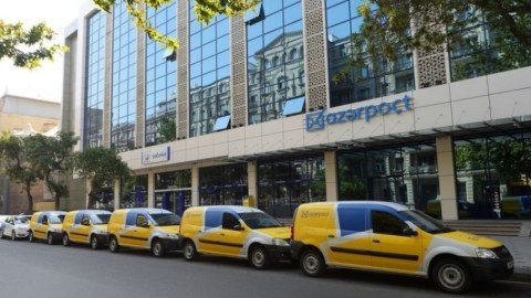 Bayram günlərində banklar və poçt şöbələri necə işləyəcək?
